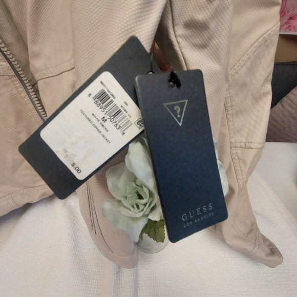 Guess NWT Medium White Smoke Textured Zipper Jacket 4 front zippered pockets - Picture 3 of 11